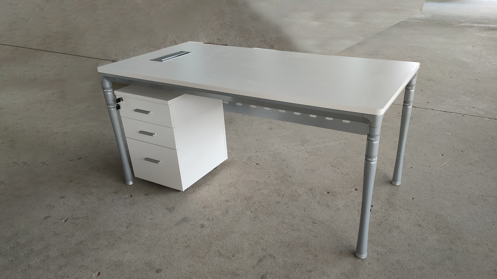 Have you done the right maintenance of office furniture that you need to pay attention to