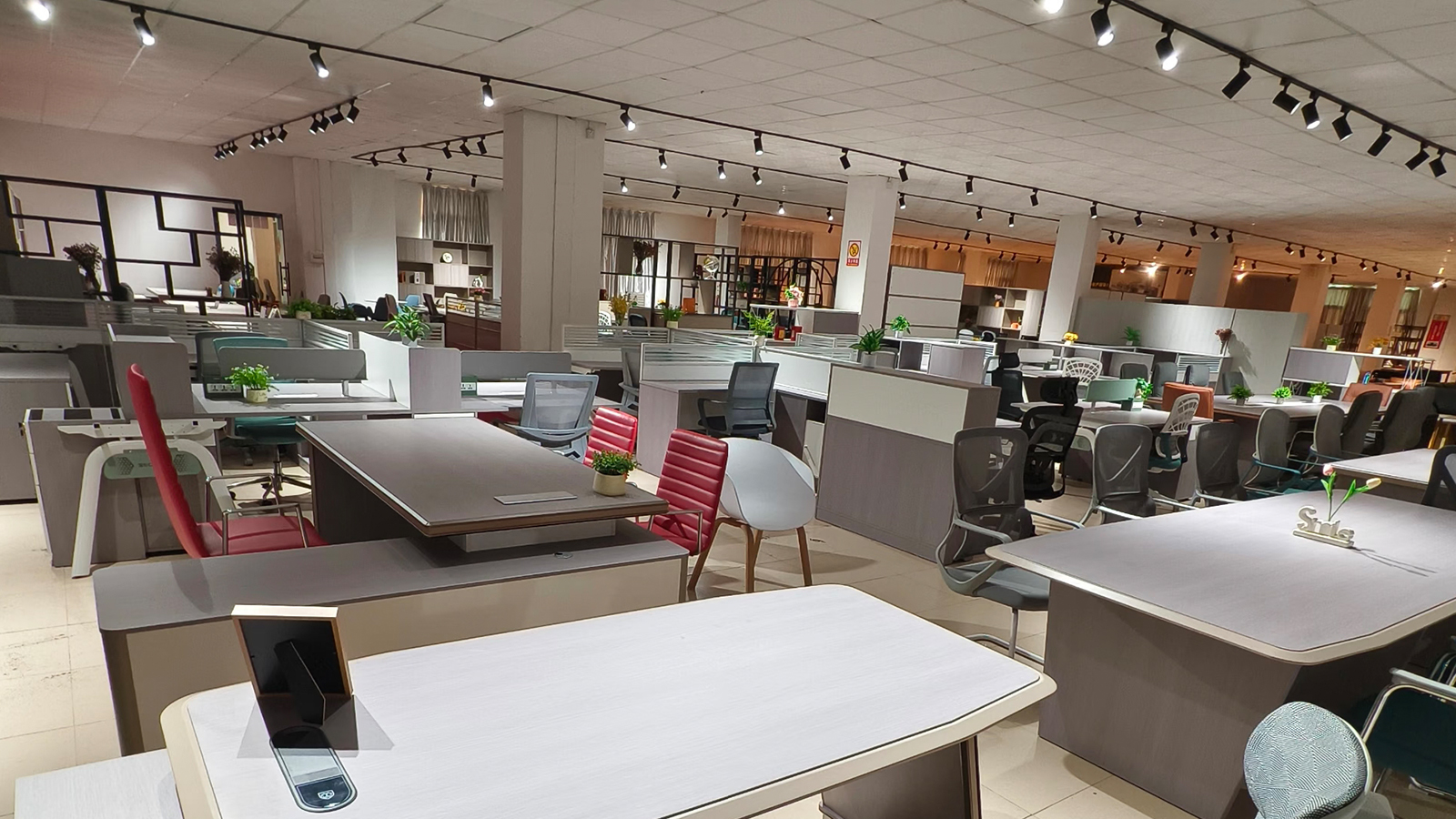 From Corner Grocery to Furniture Powerhouse: The Strategic Transformation Blueprint From Corner Grocery to Furniture Powerhouse: The Strategic Transformation Blueprint